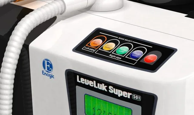 Close-up of the Super 501’s mode-select panel and its twin-pipe controls